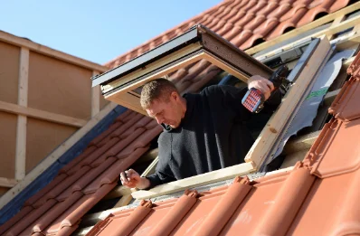 Pose de fenêtres de toit Velux à Champagneux